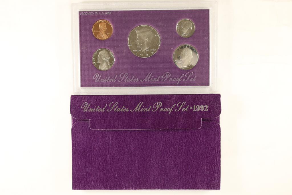 1992 US PROOF SET (WITH BOX): WATCH FOR OUR NEXT AUCTION ON MON. JAN. 2ND, 2023 AT 7 PM EST