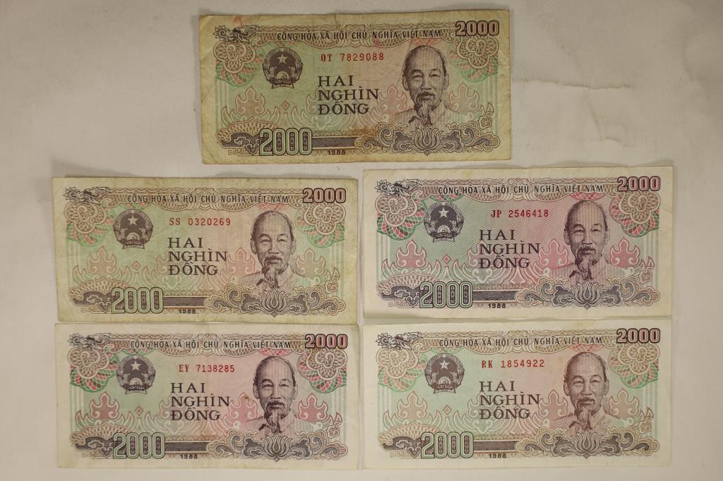 5-1988 VIETNAM 2000 DONG BILLS: WATCH FOR OUR NEXT AUCTION ON MON. JAN. 30TH, 2023 AT 7 PM EST