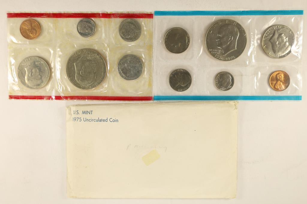 1975 US MINT SET (UNC) P/D (WITH ENVELOPE) (1 of 2)