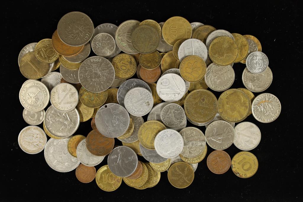 1 POUND FOREIGN COINS, LOTS OF COINS TO LOOK AT (1 of 2)