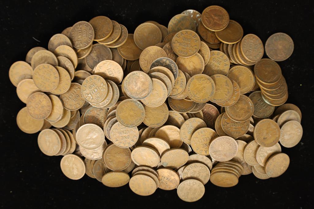 298 CANADA ONE CENT COINS: 1920-1936 (1 of 2)