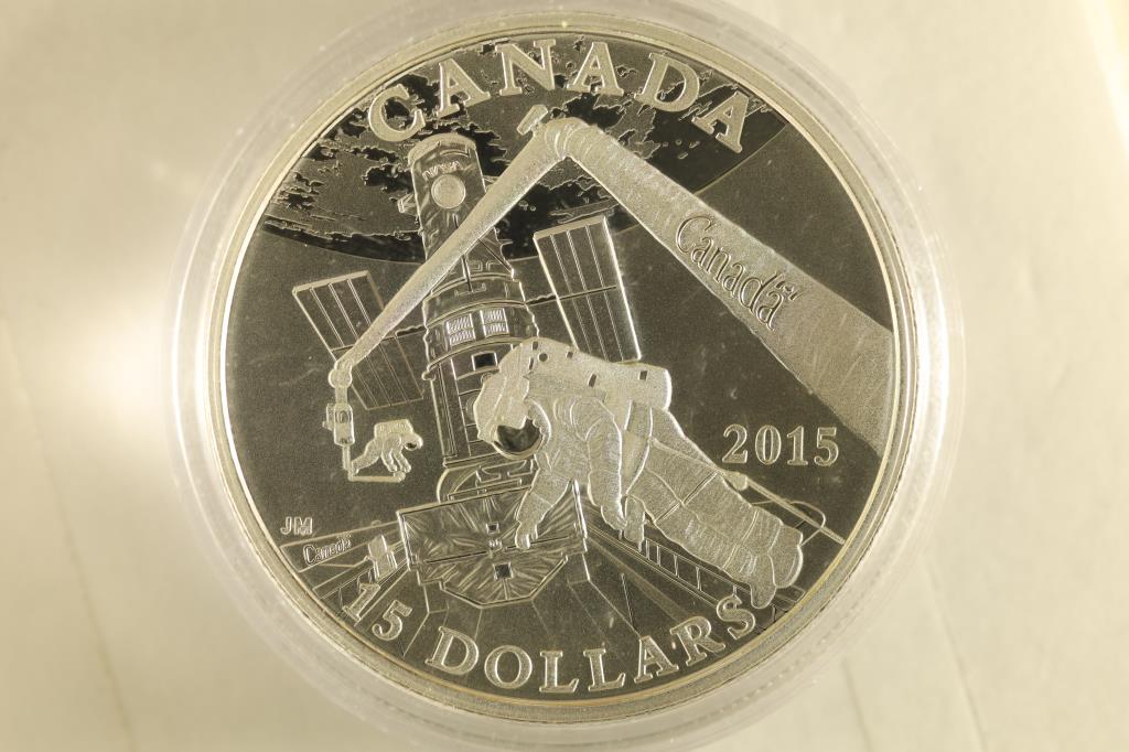 2015 CANADA SILVER $15 UNC COIN "EXPLORING CANADA" (1 of 2)