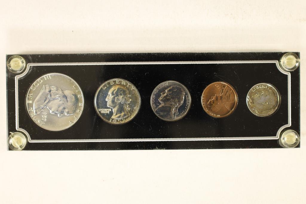 1957 US SILVER PROOF SET IN PLASTIC HOLDER (1 of 2)