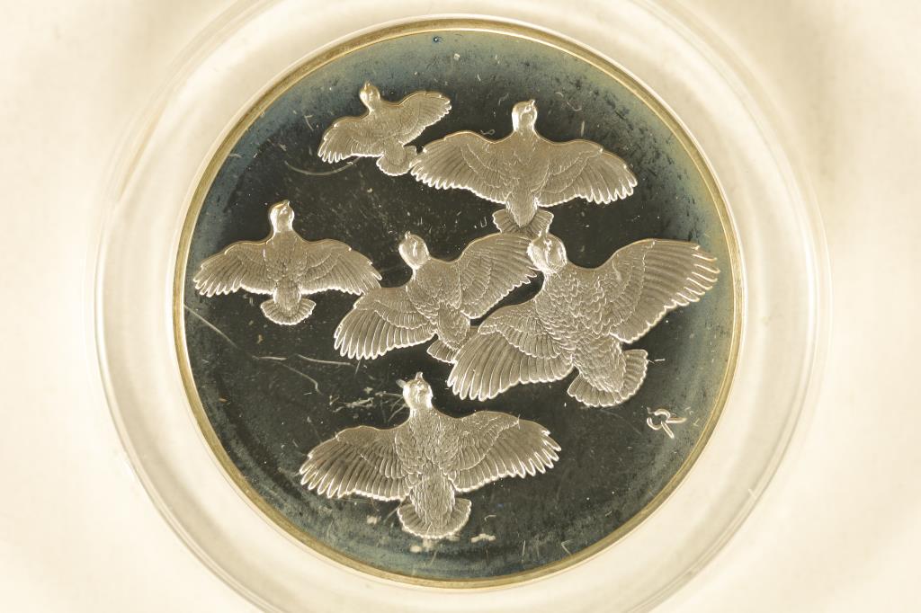 65 GRAMS GILROY ROBERTS STERLING SILVER PROOF (1 of 2)