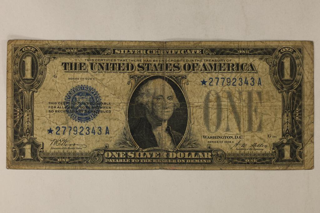 STAR NOTE 1928-A FUNNYBACK $1 SILVER CERTIFICATE (1 of 2)
