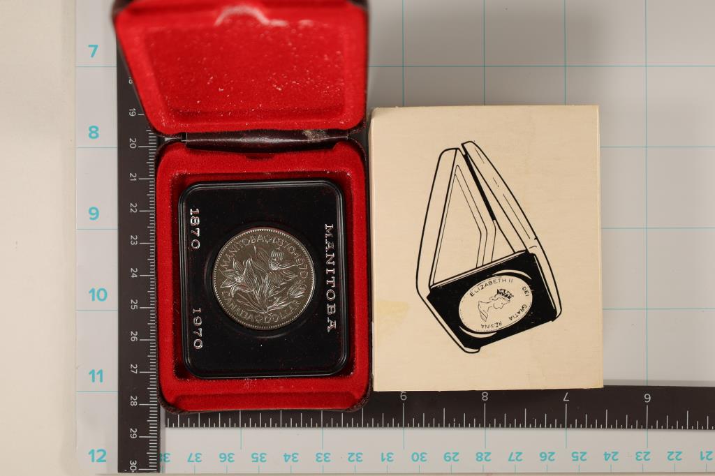 1970 CANADA UNC DOLLAR IN MAROON FLIP CASE (1 of 2)