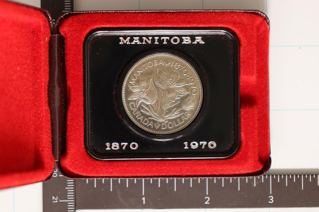 1970 CANADA UNC DOLLAR IN MAROON FLIP CASE (1 of 3)