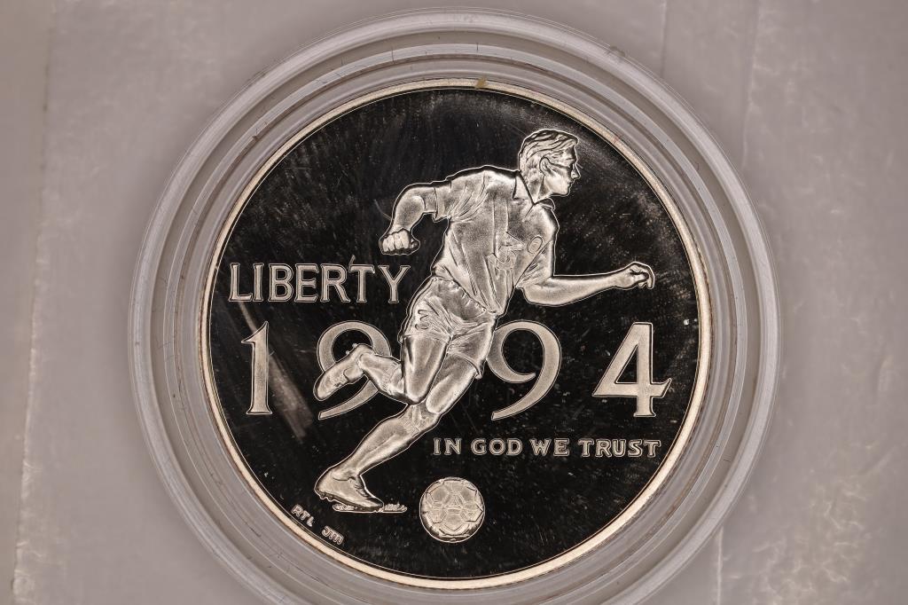 1994-P US PF HALF DOLLAR OLYMPIC SOCCER (1 of 2)