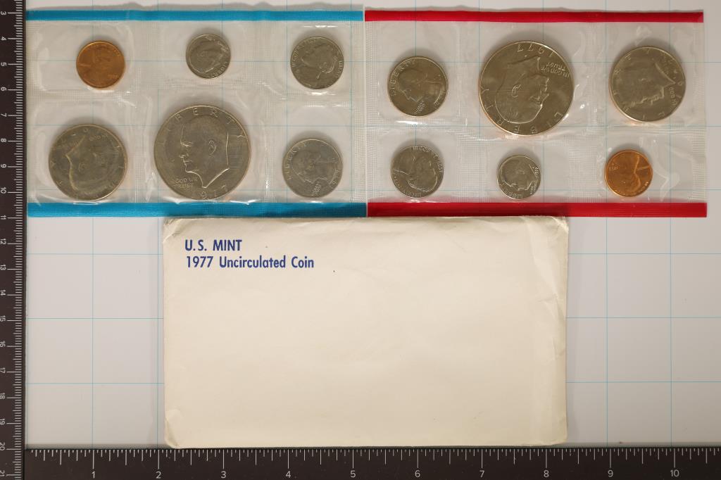 1977 US MINT SET (UNC) P/D (WITH ENVELOPE) (1 of 2)