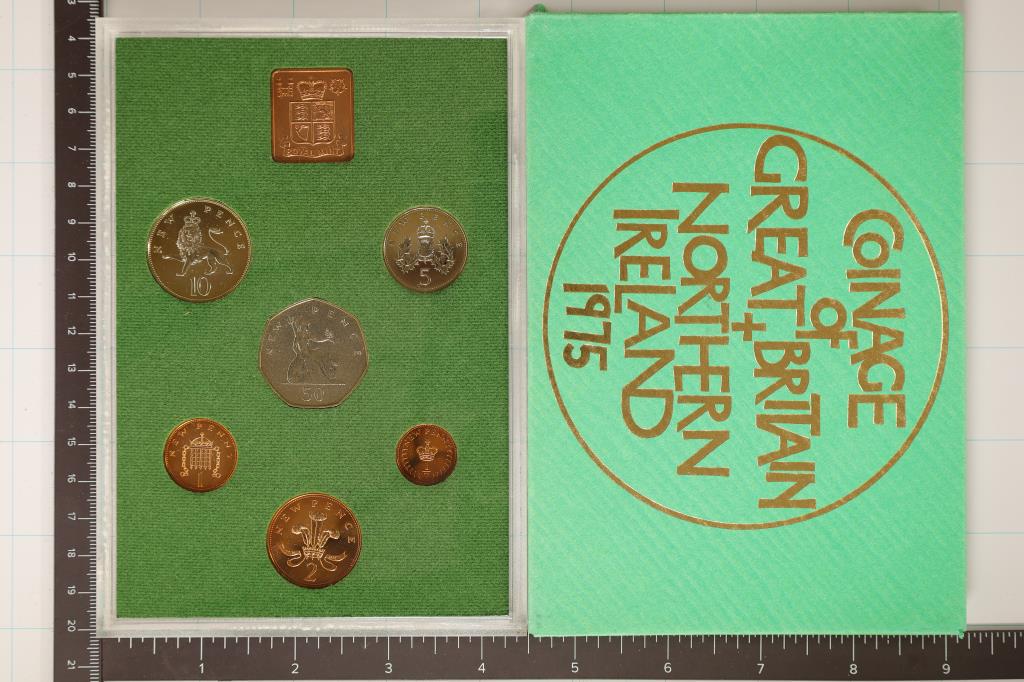 1975 GREAT BRITAIN AND NORTHERN IRELAND PROOF SET (1 of 2)
