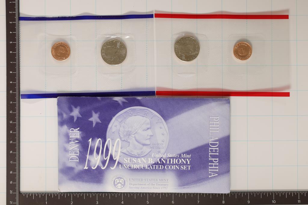 1999 SBA DOLLAR SOUVENIR P & D SET WITH ENVELOPE (1 of 2)