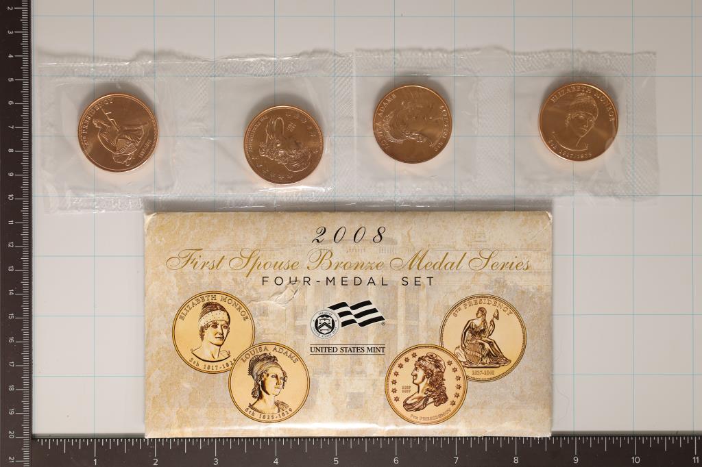 2008 1ST SPOUSE  4 BRONZE MEDAL SERIES SET (1 of 2)