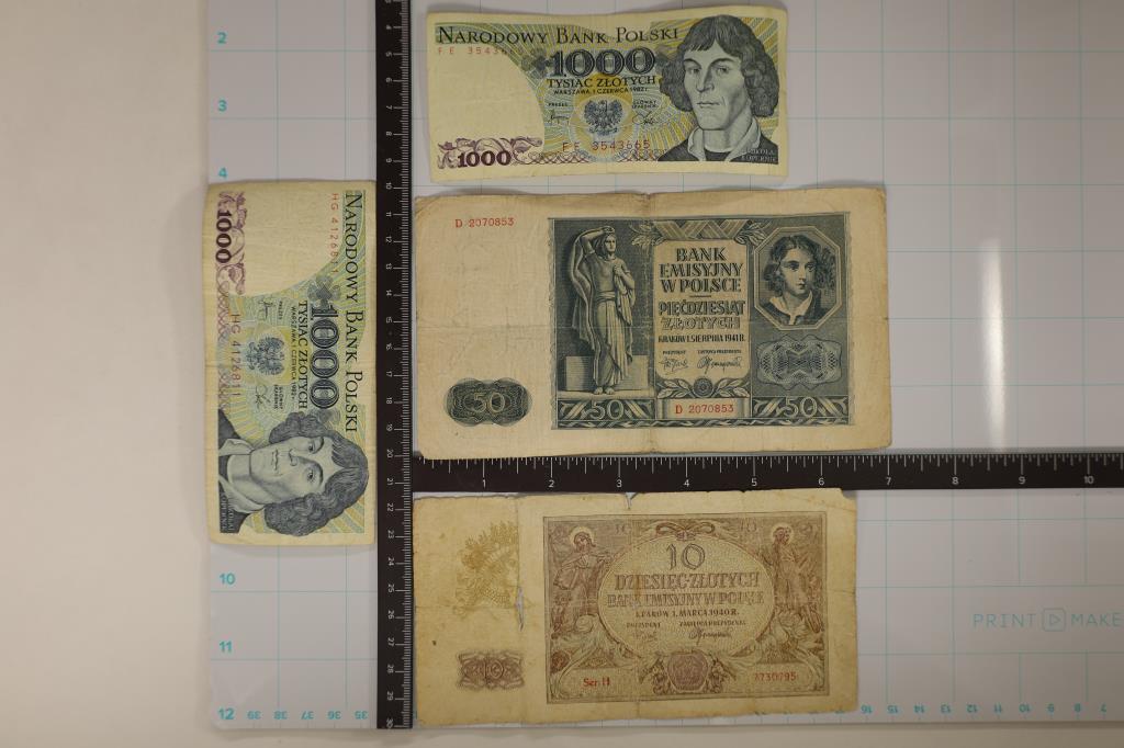 4 POLAND ZLOTYCH BILLS: 1940-10 ZLOTYCH & 1941-50: ZLOTYCH ARE FROM GERMAN OCCUPIED POLAND AND 2-1982 ONE THOUSAND ZLOTYCH.