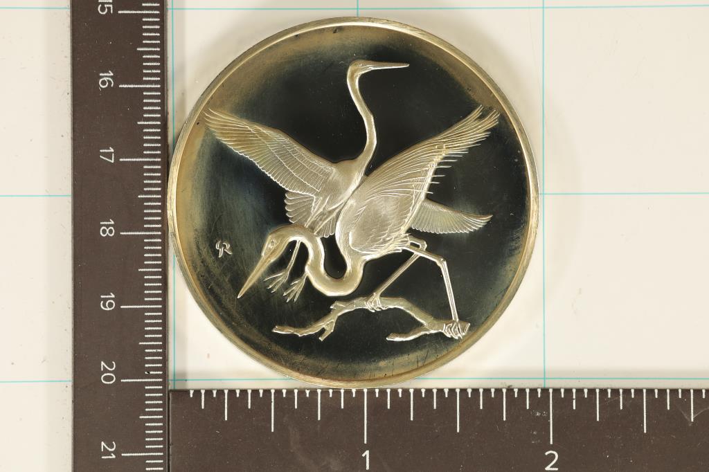 64.8 GRAMS STERLING SILVER "GILROY ROBERTS" PROOF (1 of 2)