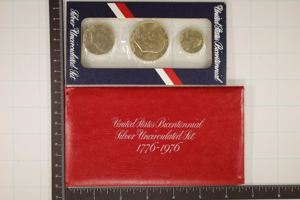 1976 SILVER 3 COIN BICENTENNIAL UNC SET IN RED (1 of 2)