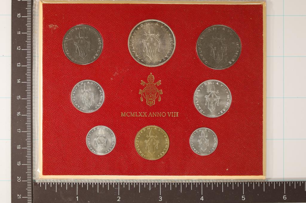 1970 VATICAN 8 COIN MINT SET WITH SILVER ORIGINAL (1 of 2)