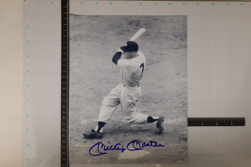 8" X 10" AUTOGRAPHED PHOTO (MICKEY MANTLE) WITH (1 of 2)