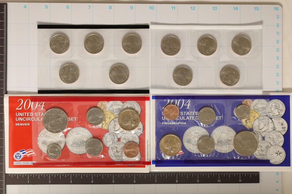 2004 US MINT SET (UNC) P/D (WITH ENVELOPE) (1 of 2)
