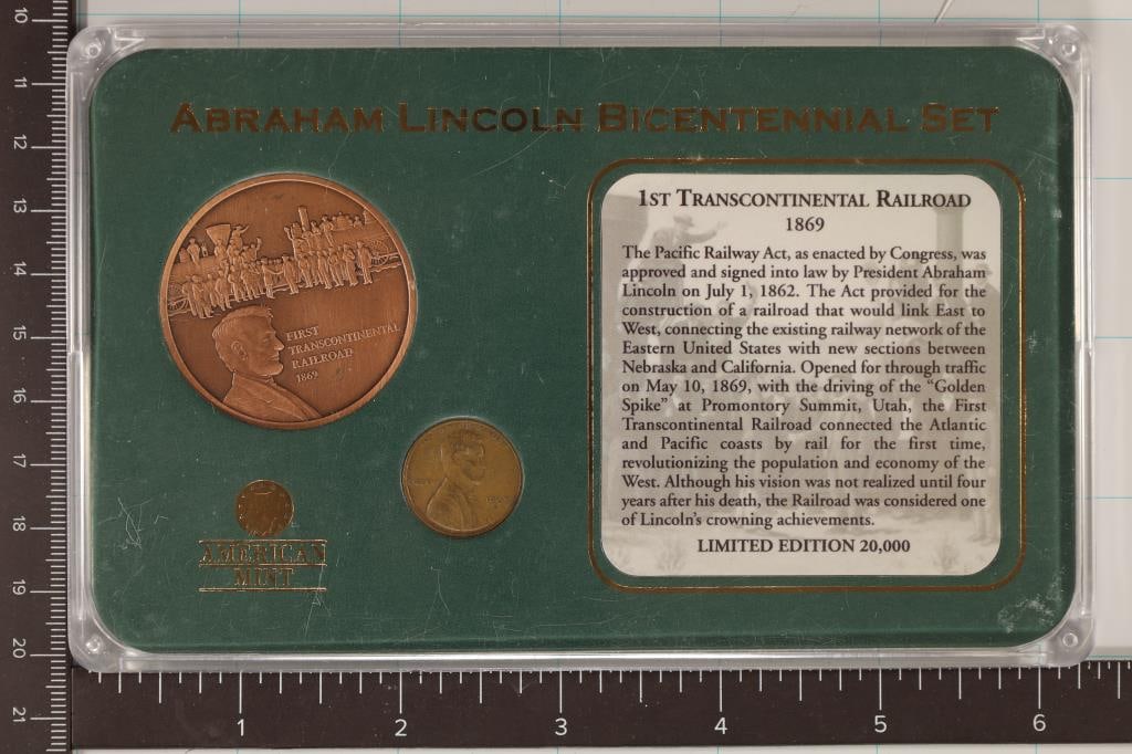 ABRAHAM LINCOLN BICENTENNIAL SET INCLUDES: 1 1/2" (1 of 2)