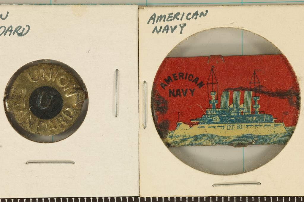 2 VINTAGE COLORIZED METAL TOBACCO TAGS "UNION (1 of 2)