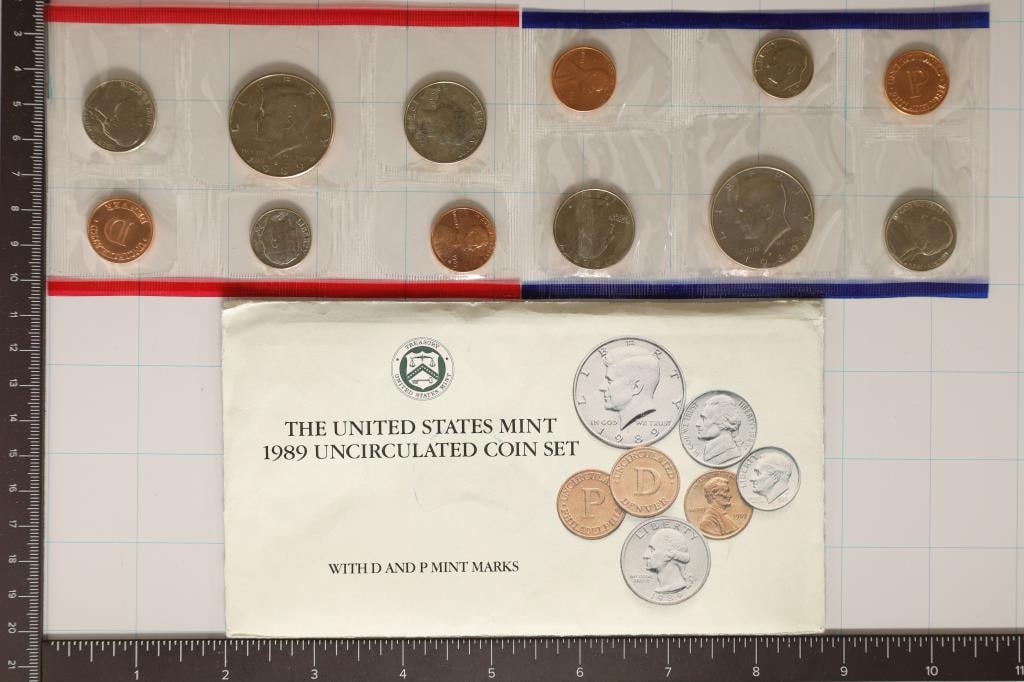 1989 US MINT SET (UNC) P/D (WITH ENVELOPE) (1 of 2)