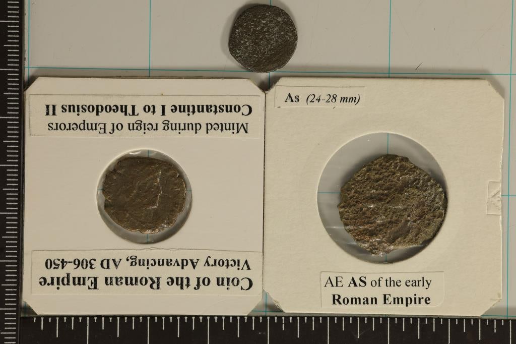 3 ROMAN ANCIENT COINS: 306-450 A.D. VICTORY (1 of 2)