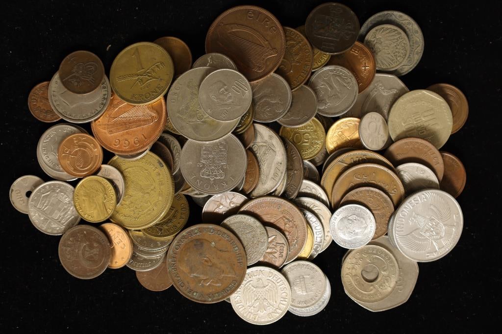 1 POUND FOREIGN COINS MANY DIFFERENT COUNTRIES (1 of 2)