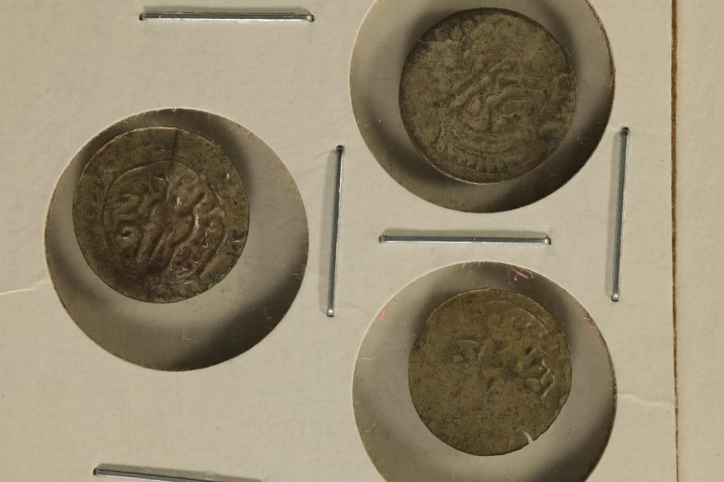 3 SILVER DIME SIZED OTTOMAN EMPIRE PARA COINS: (1 of 2)