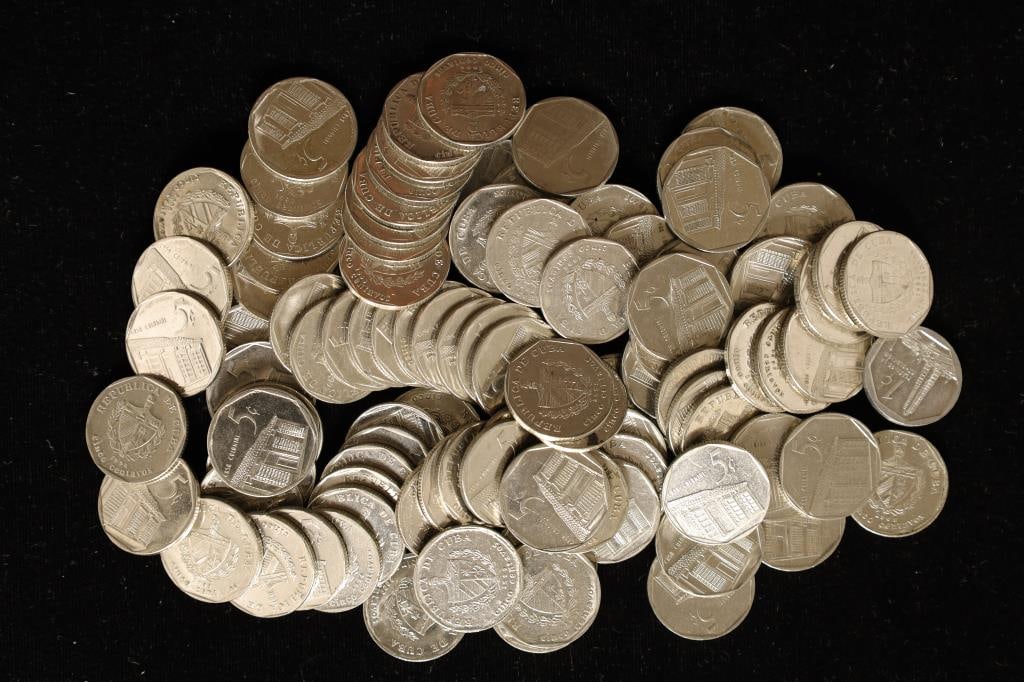 100 CUBA CENTAVO BRILLIANT UNC COINS: CIRCA 1994 (1 of 2)