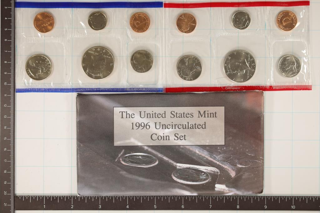 1996 US MINT SET (UNC) P & D (WITH ENVELOPE) (1 of 2)