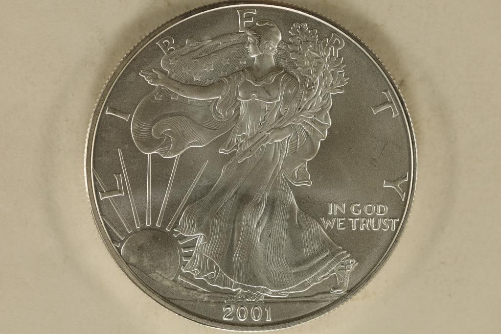2001 AMERICAN SILVER EAGLE. UNC IN HARD PLASTIC (1 of 2)