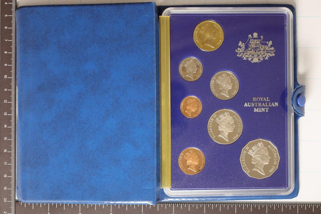 1986 AUSTRALIA 7 COIN PF SET ROYAL AUSTRALIAN (1 of 3)