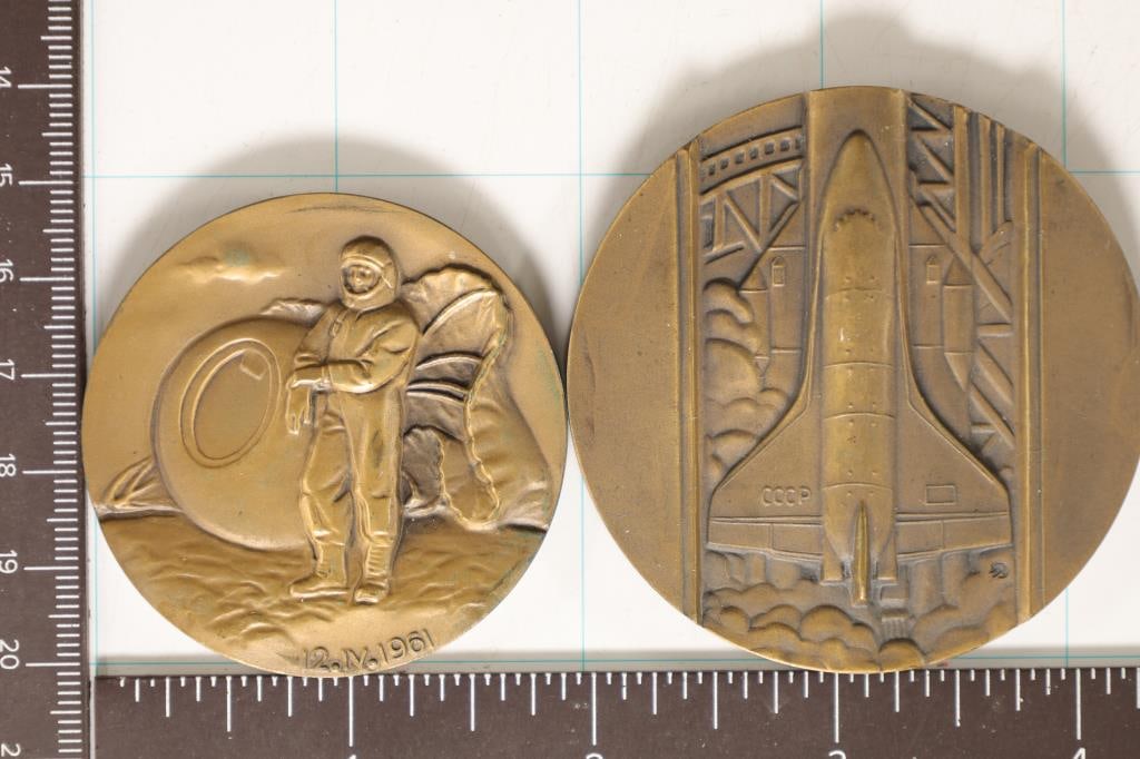 2 RUSSIAN SPACE MEDALS: 2.68 OZ. HIGH RELIEF (1 of 2)