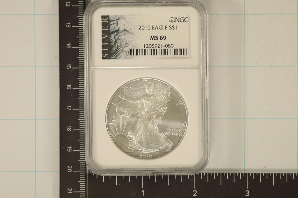 2010 AMERICAN SILVER EAGLE NGC MS69 (1 of 3)