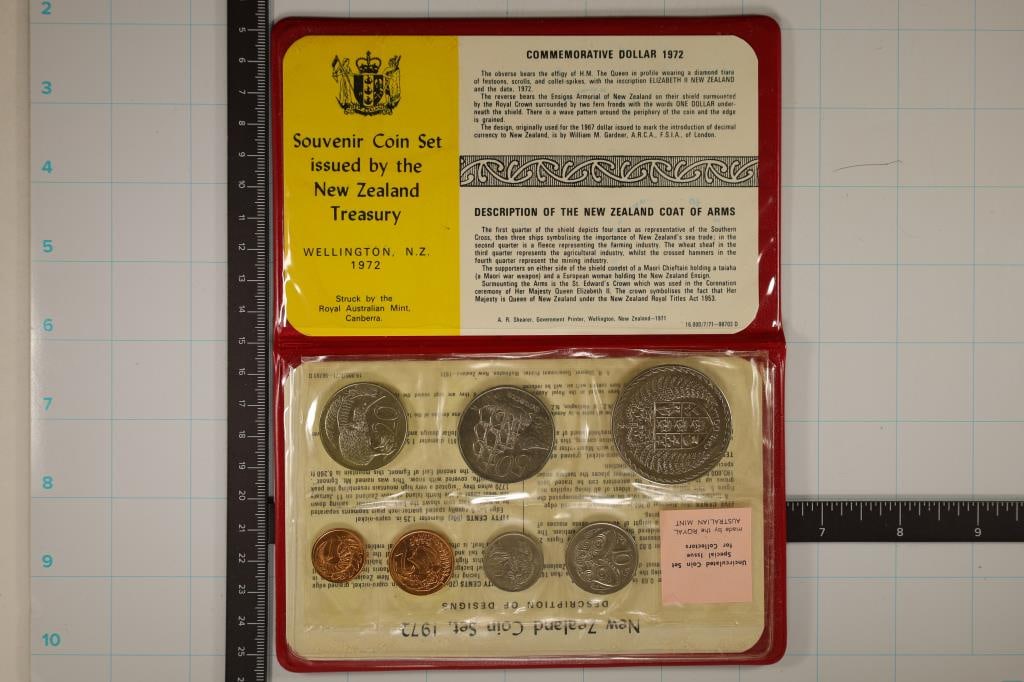 1972 NEW ZEALAND 7 COIN UNC SET IN RED FOLIO (1 of 3)