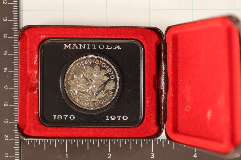 1970 CANADA UNC DOLLAR IN MAROON FLIP CASE (1 of 3)