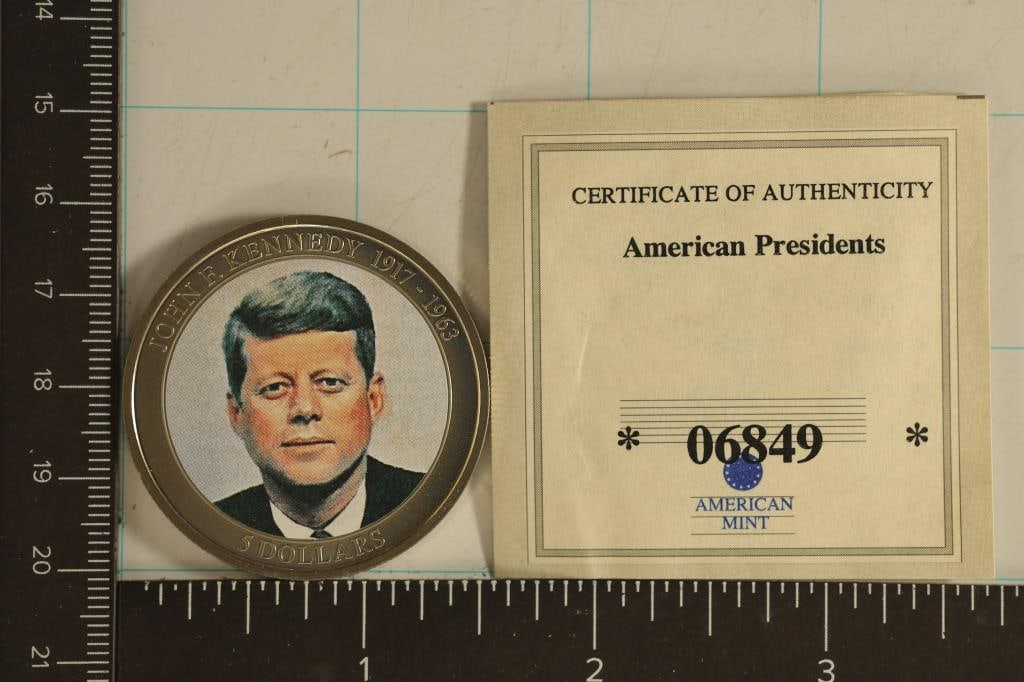 2006 LIBERIA $5 BRILLIANT UNC COIN JOHN F. KENNEDY (1 of 2)