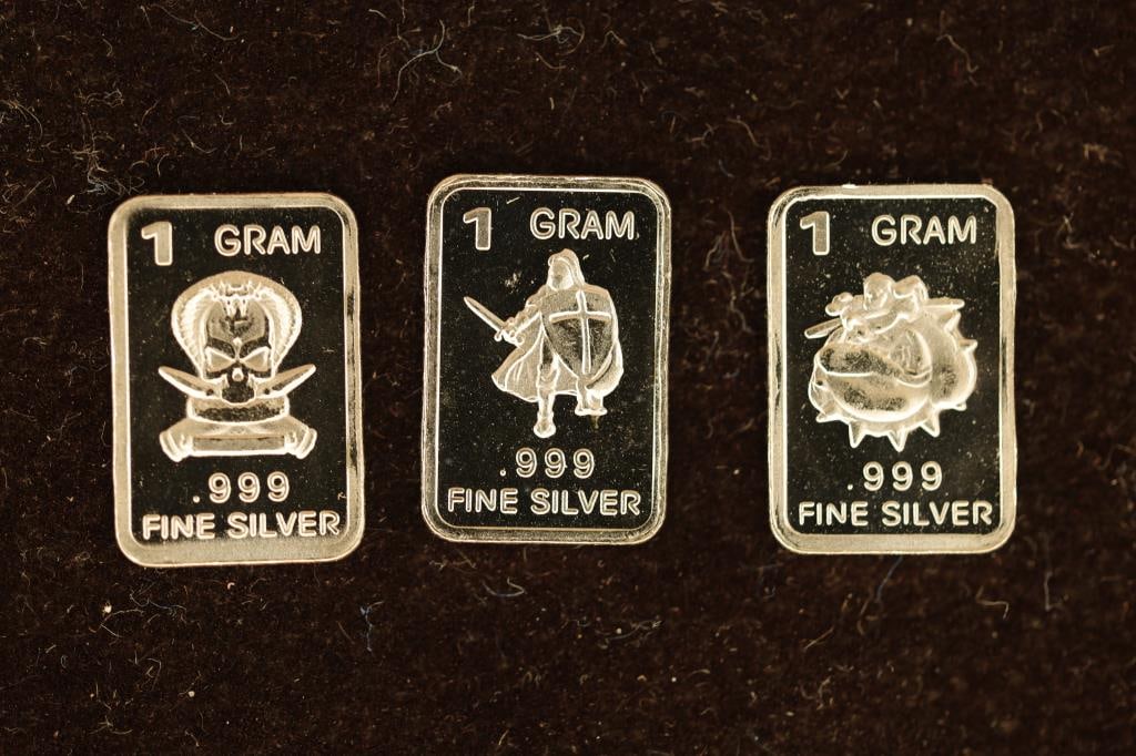 3-1 GRAM SILVER PF INGOTS: KNIGHT, BULLDOG & SKULL (1 of 2)