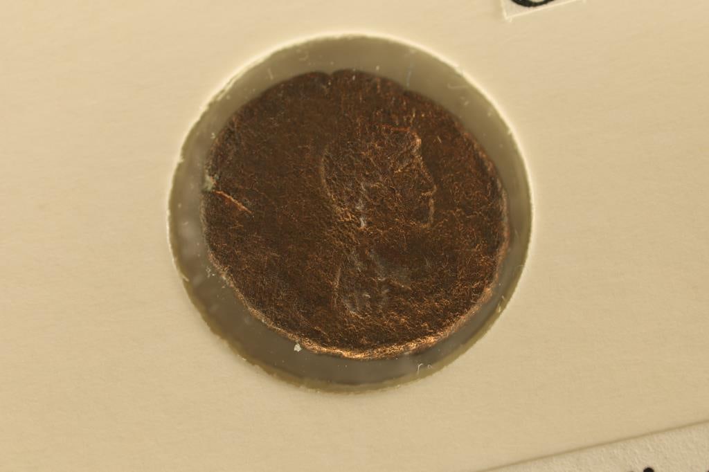 383-408 A.D. ARCADIUS ANCIENT COIN. VICTORY: DRAGGING CAPTIVE