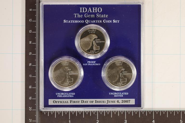 2007-P/D/S IDAHO UNC QUARTER SET IN HARD PLASTIC: CASE