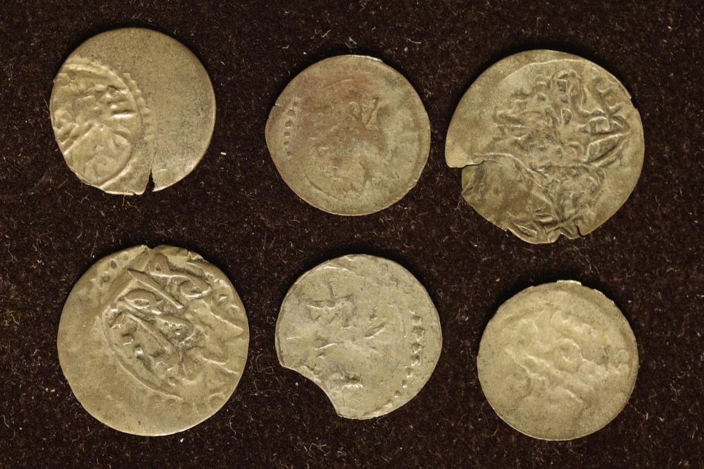 6 SILVER DIME SIZED OTTOMAN EMPIRE PARA COINS: (1 of 2)