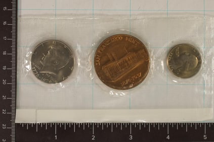 1976-D SAN FRANCISCO SOUVENIR SET NO ENVELOPE