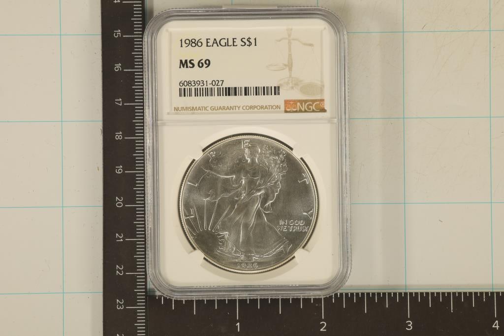 KEY DATE 1986 AMERICAN SILVER EAGLE NGC MS69 (1 of 2)