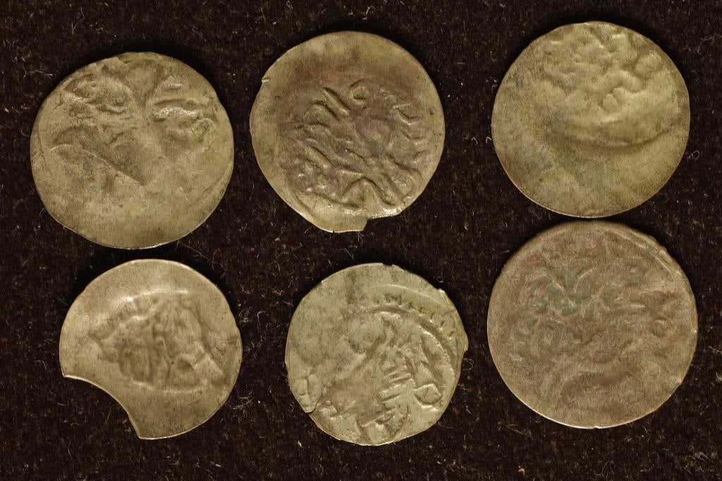 6 SILVER DIME SIZED OTTOMAN EMPIRE PARA COINS: (1 of 2)