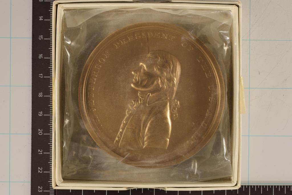 7.5 OZ. THOMAS JEFFERSON PEACE & FRIENDSHIP (1 of 3)