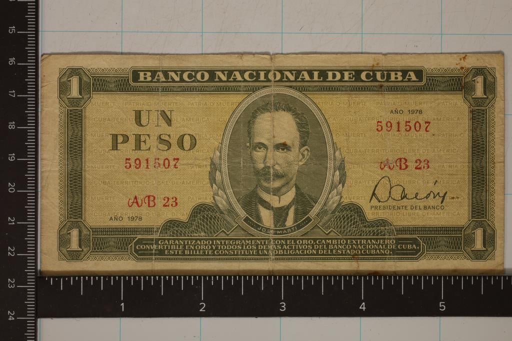 1978 CUBA ONE PESO BILL WITH JOSE MARTI (1 of 2)