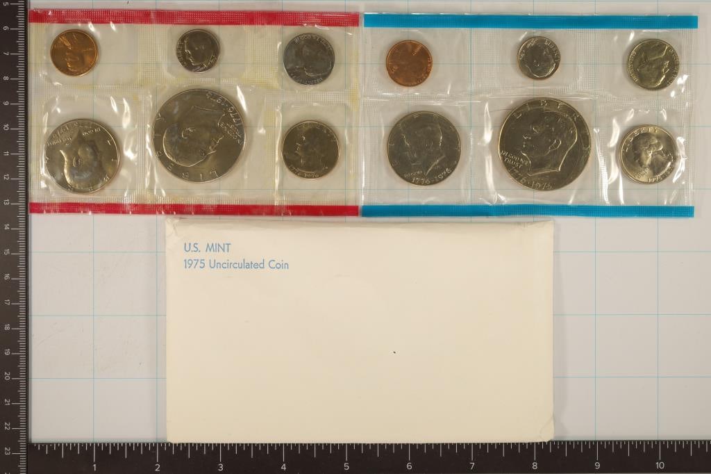 1975 US MINT SET (UNC) P/D (WITH ENVELOPE) (1 of 2)