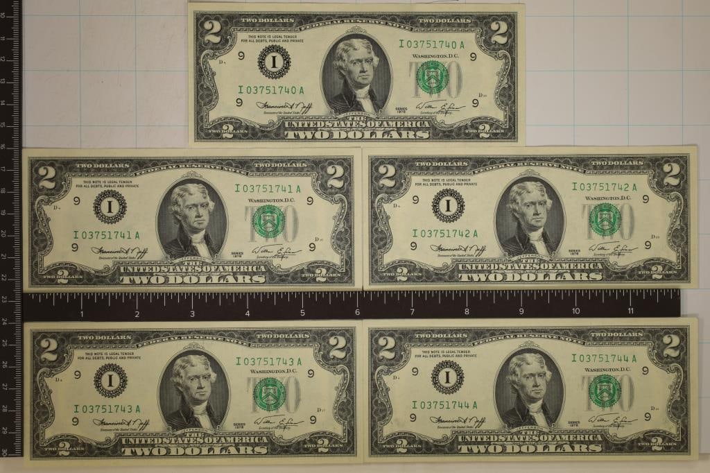 5-US CRISP UNC $2 BILLS WITH CONSECUTIVE SERIAL (1 of 2)