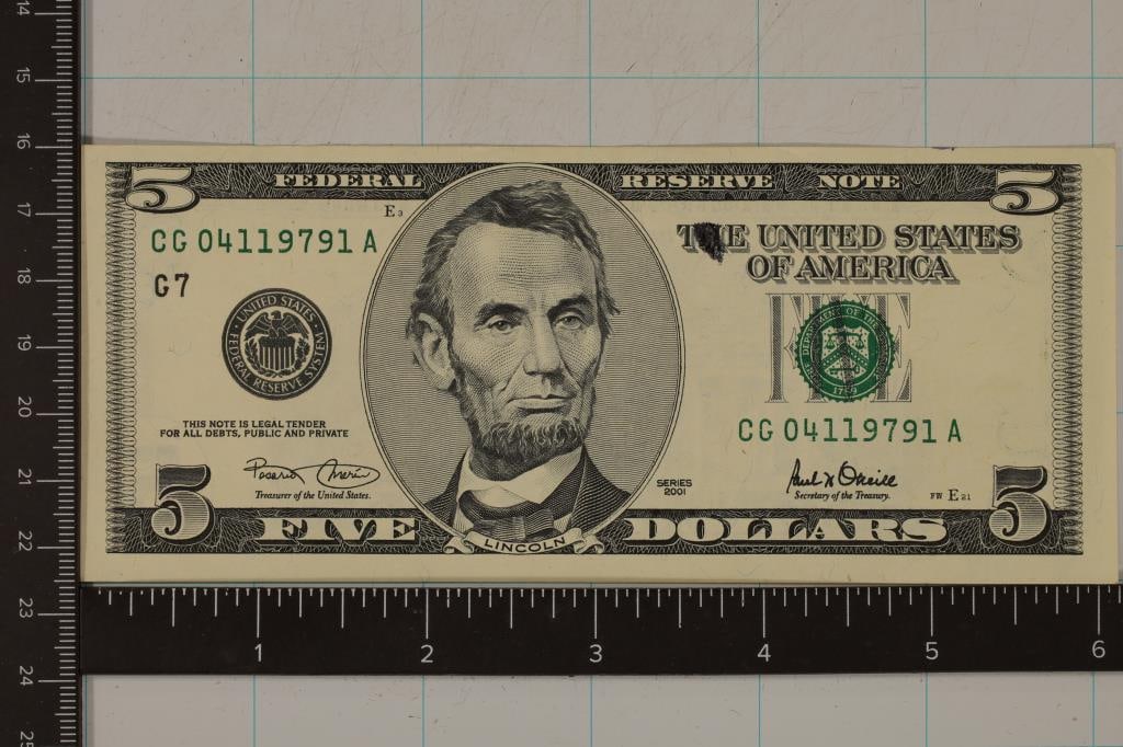 ERROR 2001 US $5 FRN INK SMEAR ON THE WORD "THE" (1 of 2)