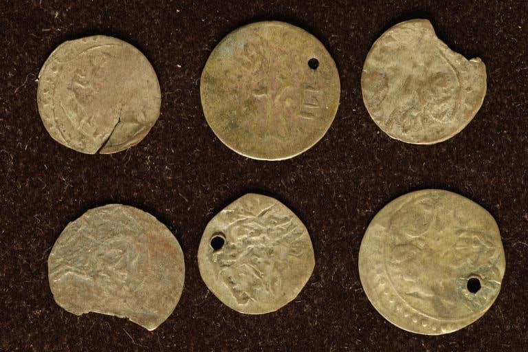 6 SILVER DIME SIZED OTTOMAN EMPIRE PARA COINS:: BELLY DANCER COINS FROM THE 1700'S - 1800'S, THREE WITH HOLES
